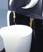 cafetera nespresso pierde agua por debajo