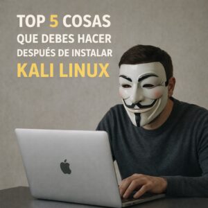Persona con máscara trabajando en laptop después de instalar Kali Linux