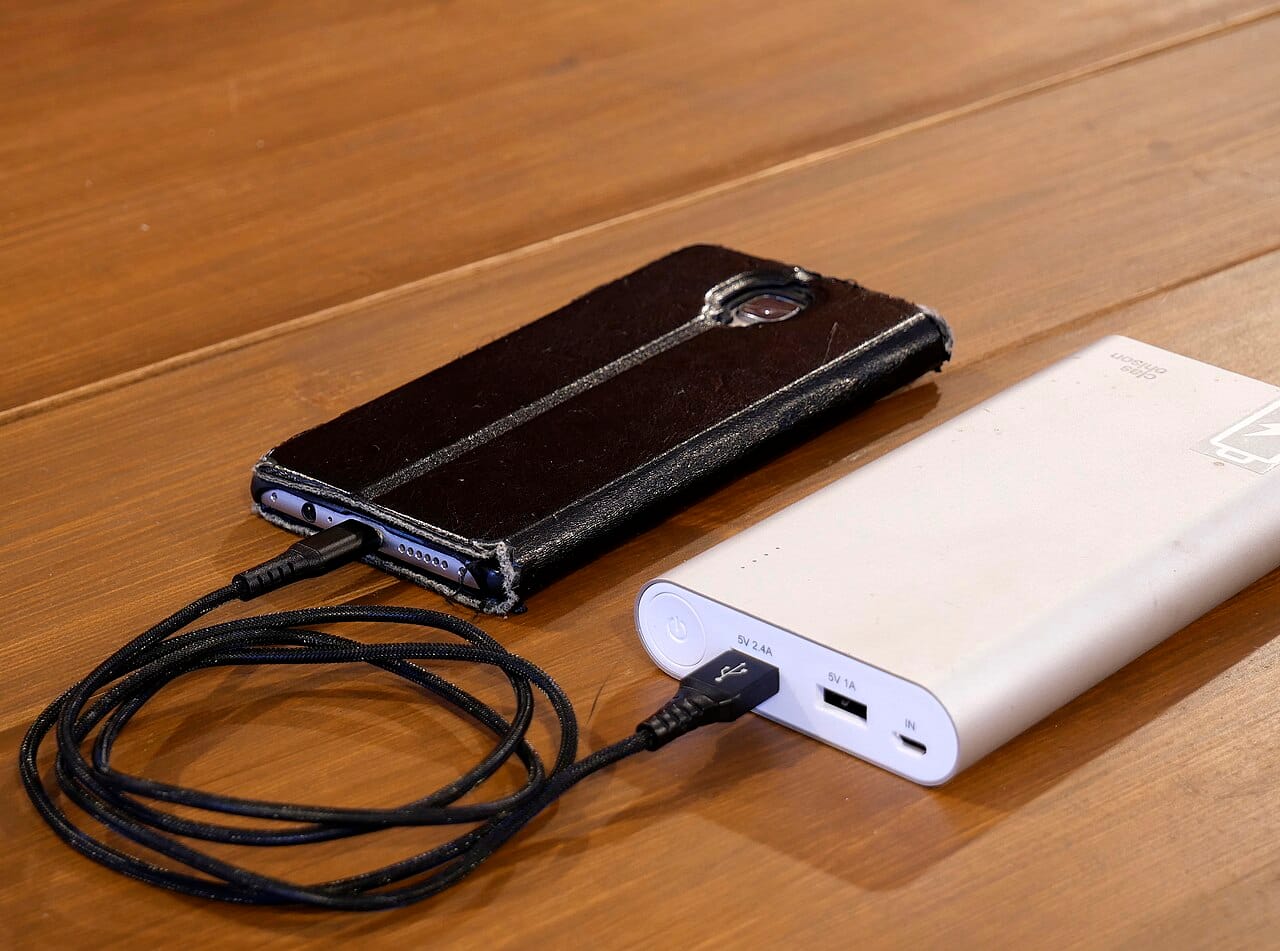 m&oacute;vil no carga con el cable USB