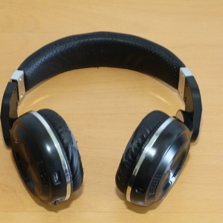 IA de m&uacute;sica y voz: gu&iacute;a completa